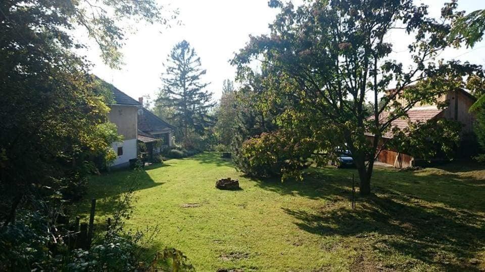 Villa Nyugalomsziget Kotcse Exterior foto